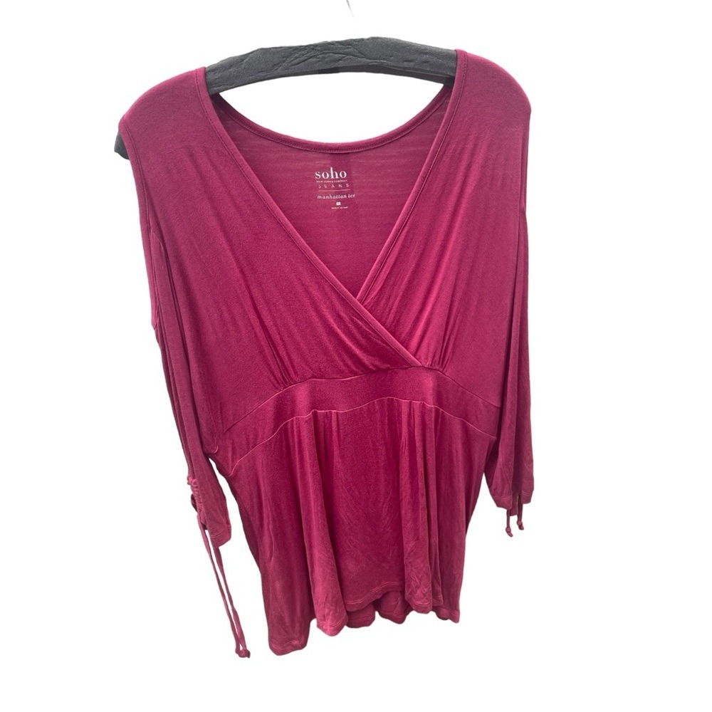 Soho New York & Company Dark Salmon cold shoulder 3/4 length sleeves